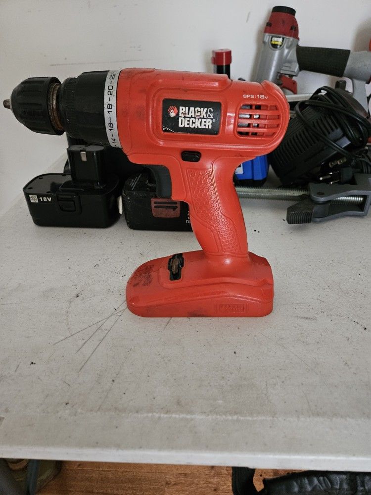 Black and Decker Cordless Drill 18V