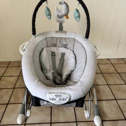 Graco Soothe ‘n Sway LX Baby Swing and Portable Bouncer