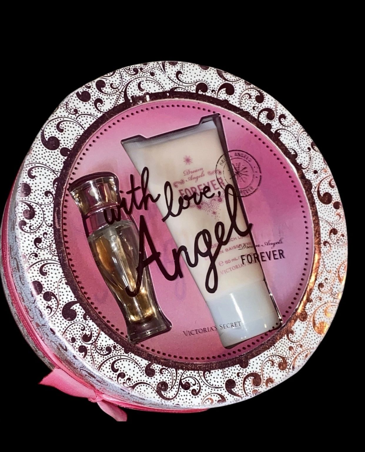 Victoria’s Secret “Dream Forever” Gift Set Read
