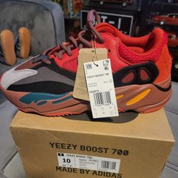 Yeezy 700 Size 10