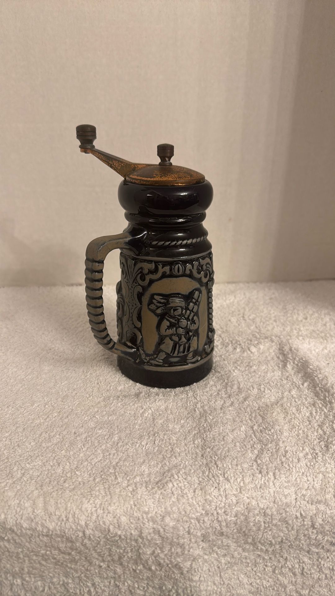Vintage Stein Grinder