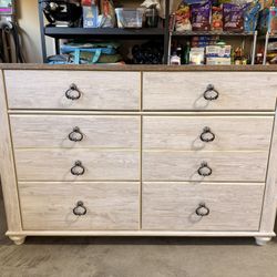Dresser + Nightstand Set - Ashley Furnature Willow Collection