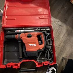 HILTI TE 50-AVR Corded Rotary Hammer 