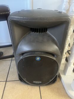 Powered Speakers Mackie