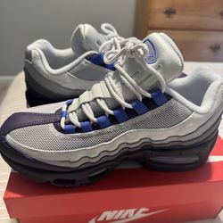 Boys Nike Air Max 95 Size 6.5 