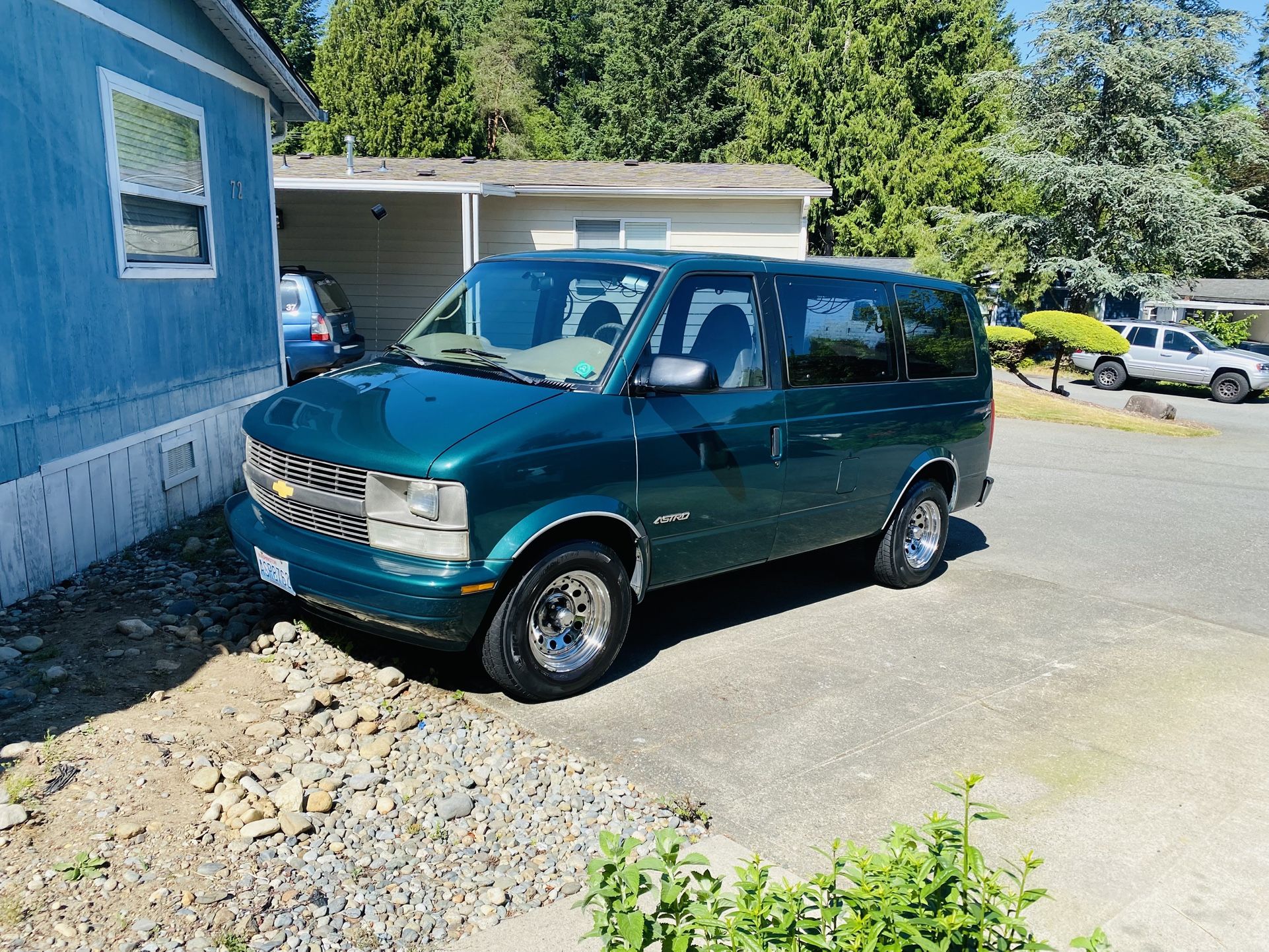 2000 Chevrolet Astro