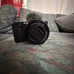 Sony ZV-E10 Camera + Lens + SD Card (Ready to Use)