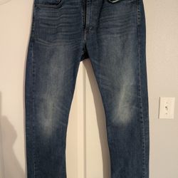 Levi’s 513 Slim Straight Jeans – Size 34×29 (Edinburg, TX)