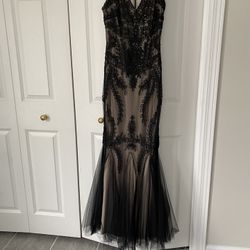 Black Mermaid Style Evening Gown