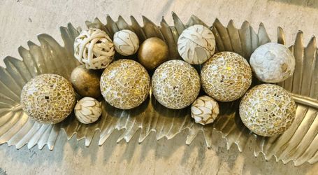 NEW Kirklands Set of 5 Gold Mirror Mosaic Decor