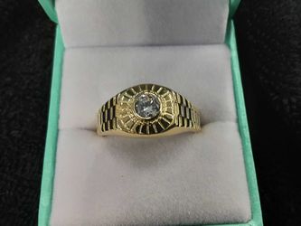 Men's Ring - Yellow Gold 14k (.585) 3.8 grams Size 11