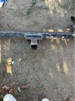 Hitch receiver