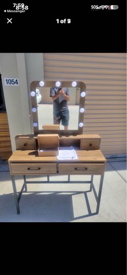 Vanity Desk with Lighted Mirror and Drawers