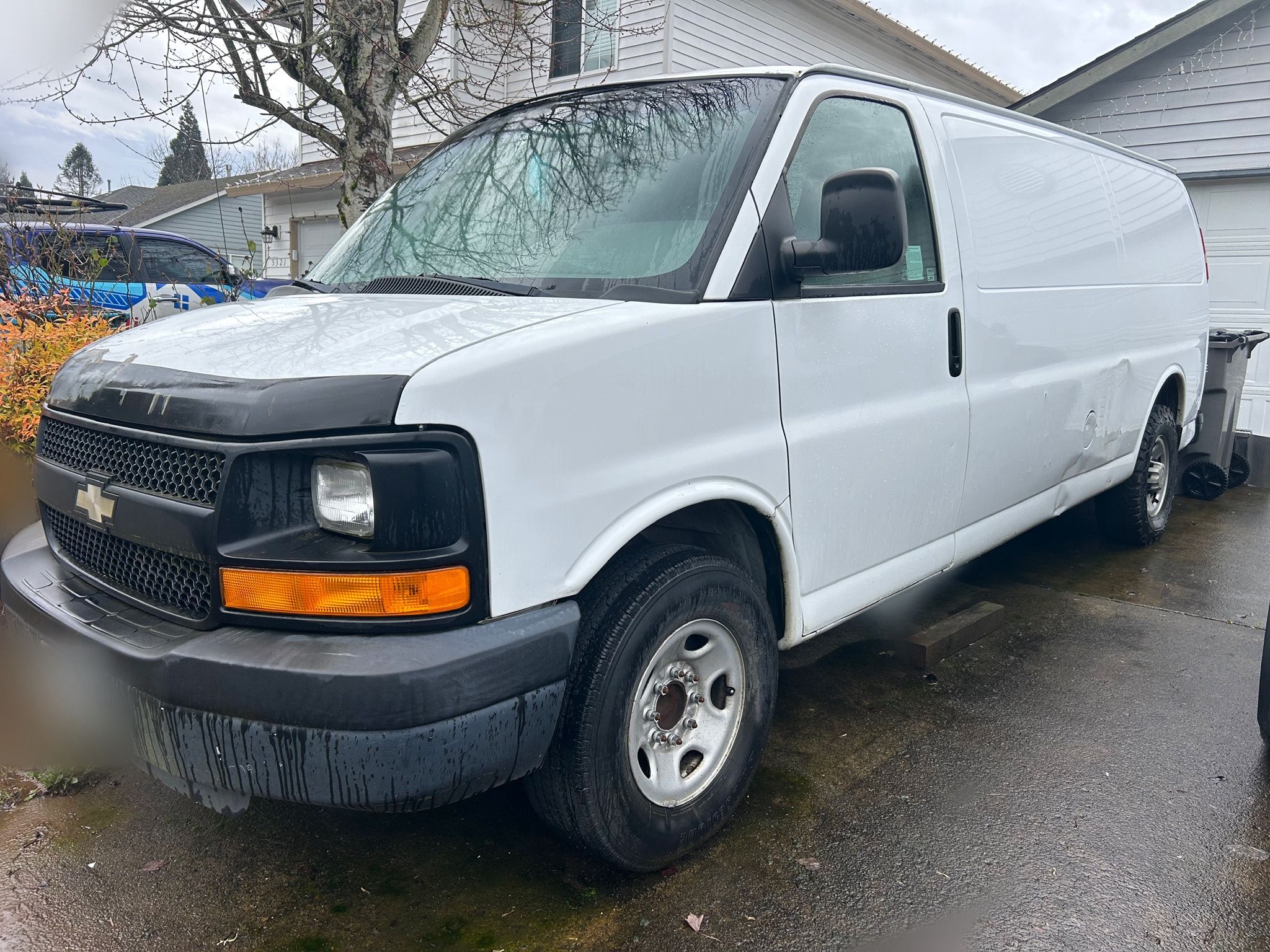 2008 Chevrolet Express 2500 Cargo Van