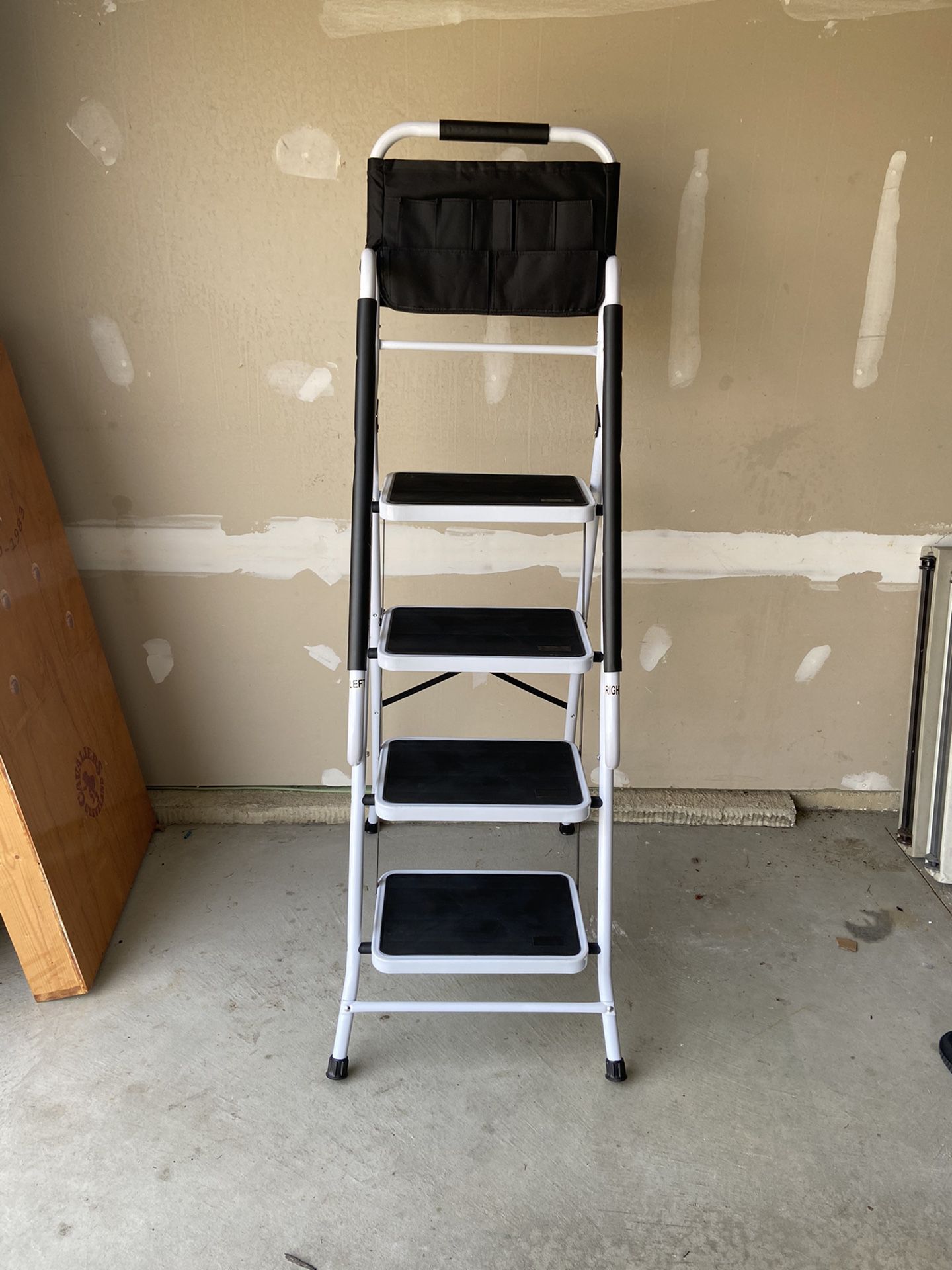 New - 4-Step Portable Folding Ladder w/ Handrails, Tool Bag