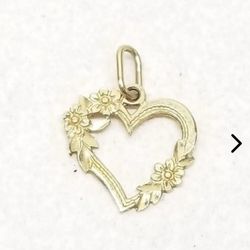 Oroamerica 14K Gold Flower Heart Charm Pendant 0,48g