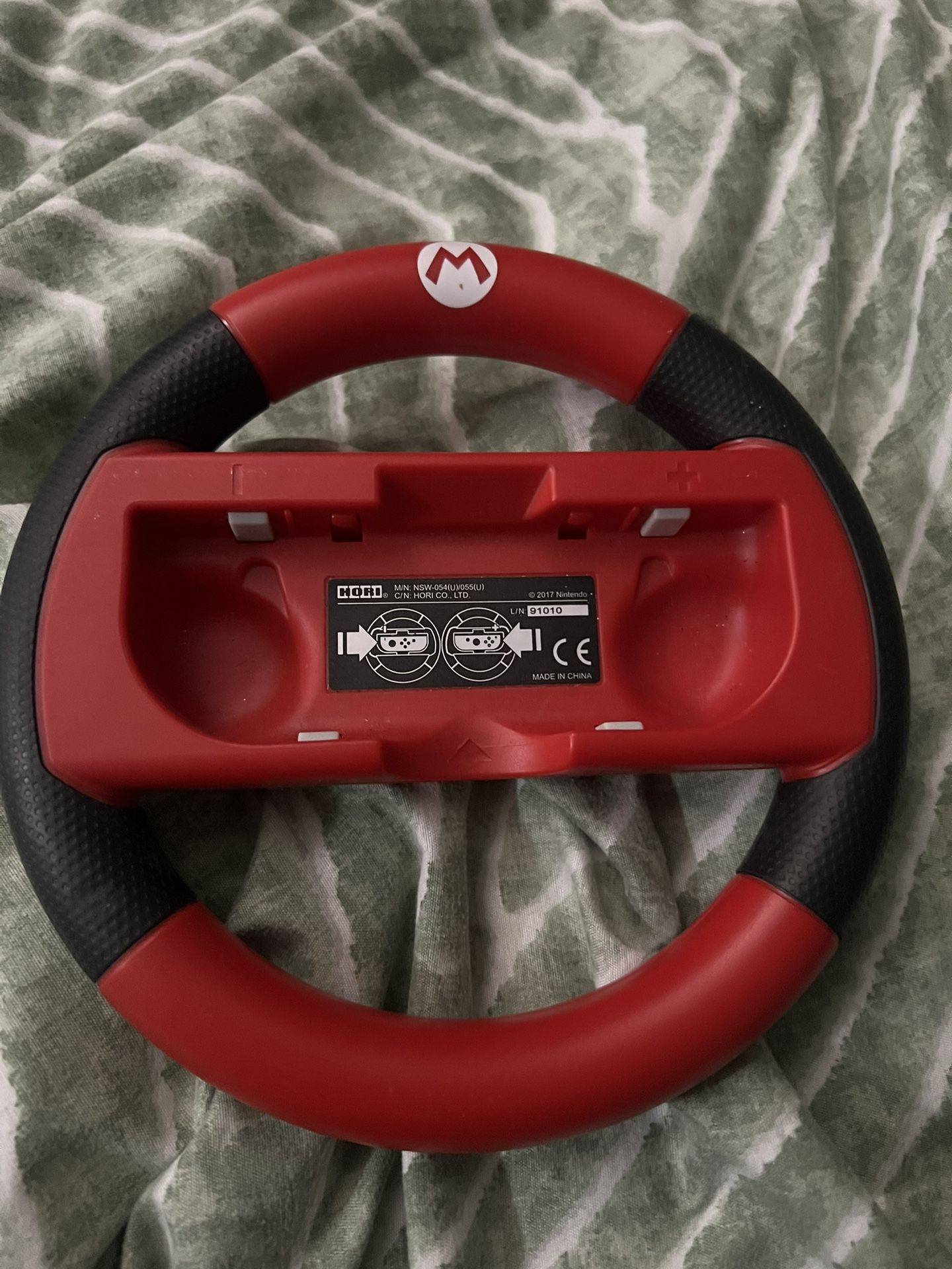 HORI Official Nintendo Switch Mario Kart 8 Deluxe Wheel Mario Version