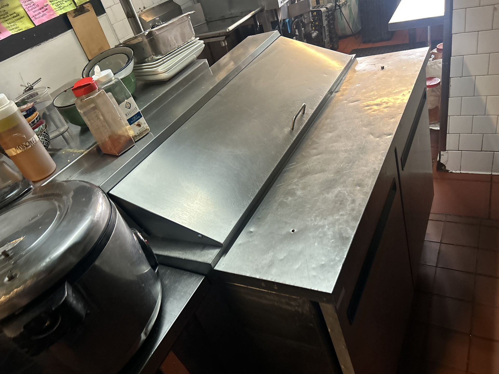 Restaurant Closing.