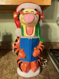 Santa’s Best Christmas Disney Tigger Blowmold 18” Tall