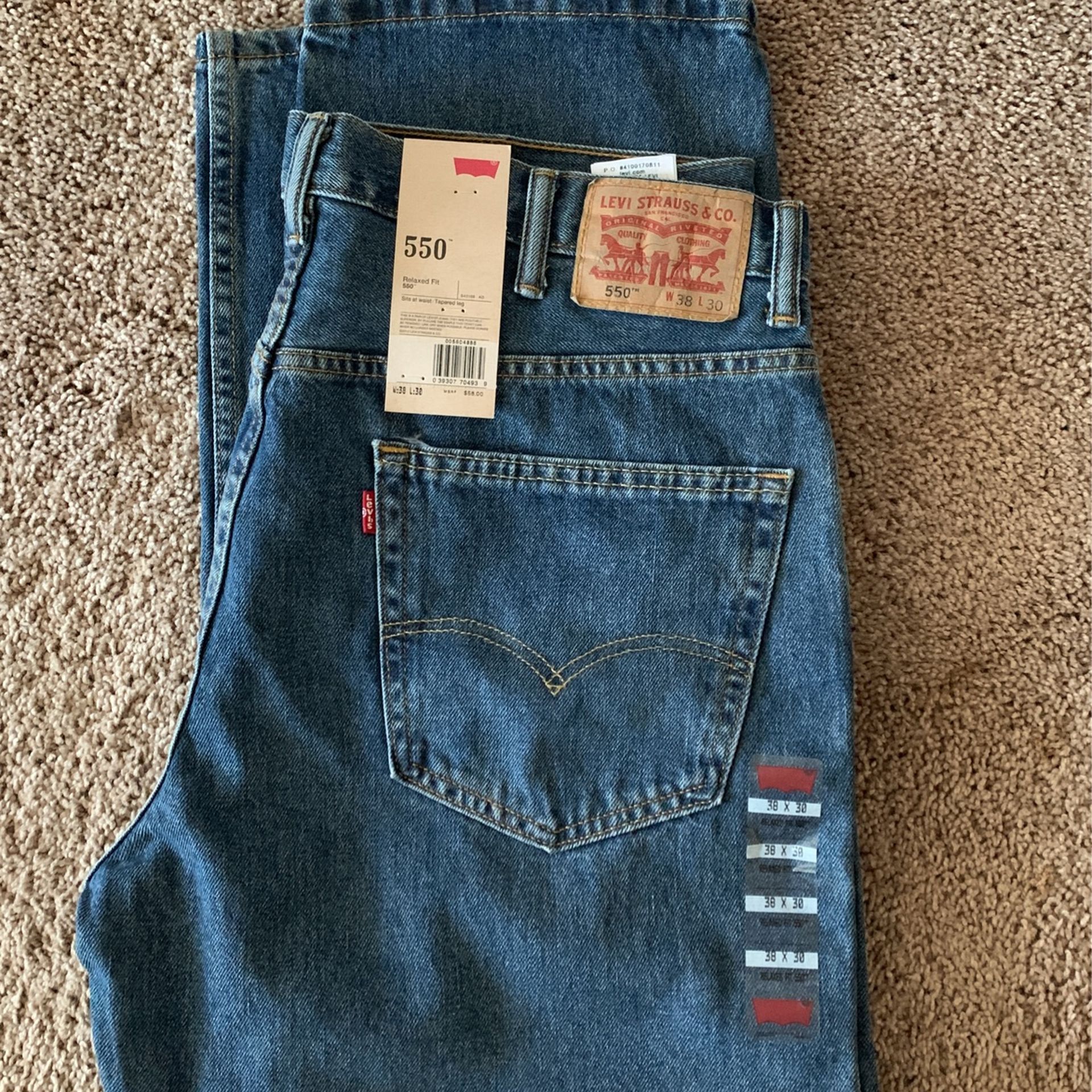Men’s Levi 550 Relaxed Fit Jeans 38x30