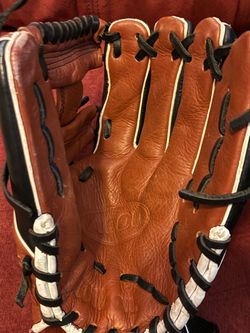 Adult Right Hand Baseball Glove