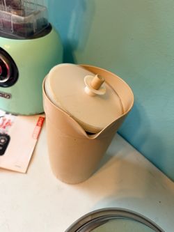 Vintage Tupperware Beige Beverage Pitcher with Lid – $12