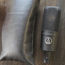 Condenser Microphone At4040
