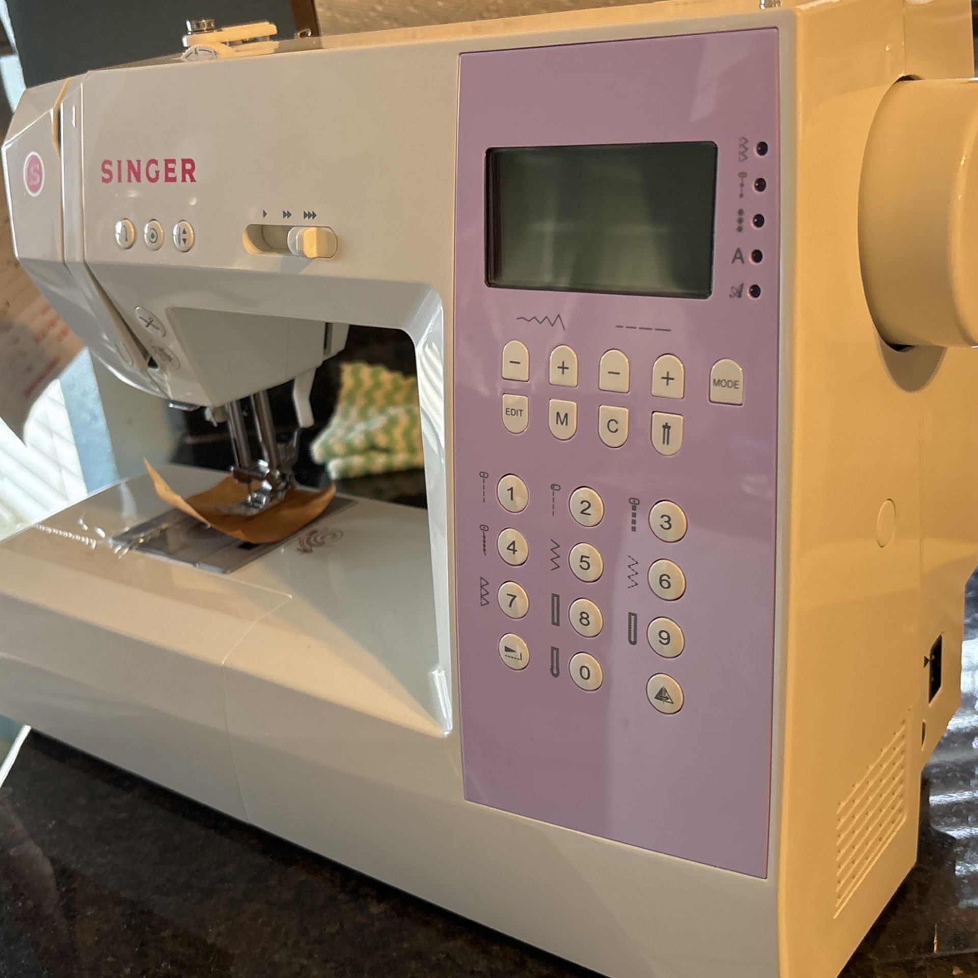 Singer Sewing Machine