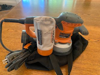 RIDGID R2611 Random Orbit Sander with Bag
