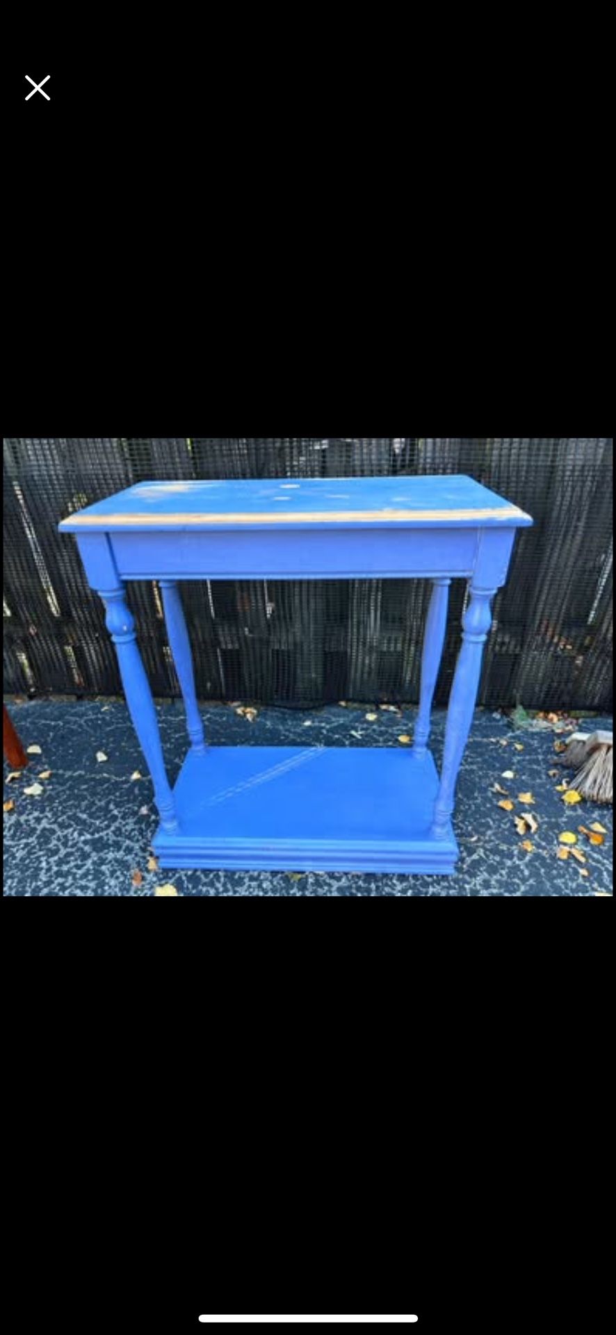Adorable blue solid shelf. Perfect petite size