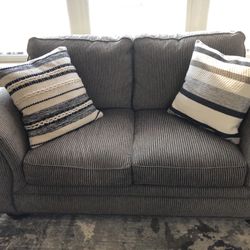 Love Seat 