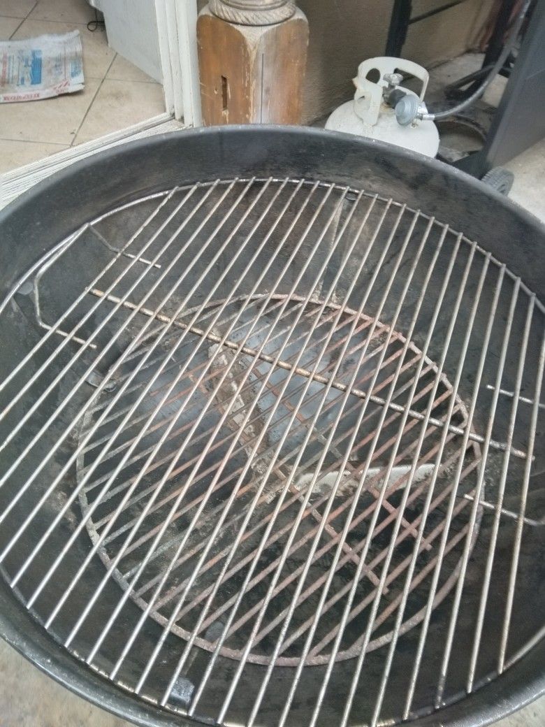 Asador De Carbon