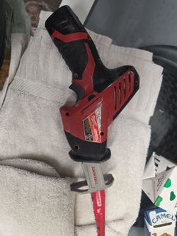 Milwaukee Hackzall Cordless Reciprocating Saw