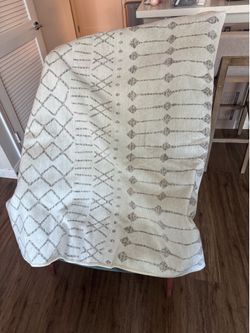 Tumble Rug in oatmeal, dog and spill proof