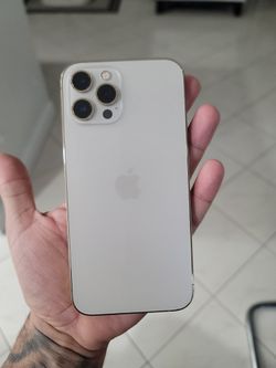 🌏🔥📱📸🔓Unlocked Iphone 12 pro max 128gb Used excellent conditions (price is firm)