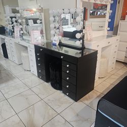 VANITY + MIRROR 
HELLO FAMILY! ¡BIENVENIDOS!
🇺🇸 USA AMERICA FURNITURE
✅ EASY CREDIT


