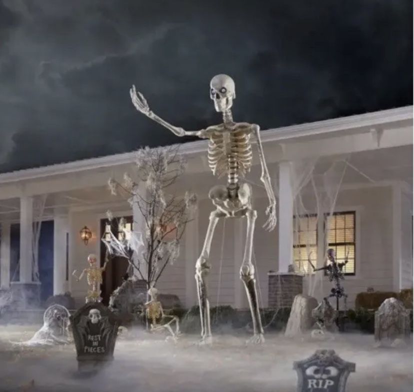 12 FT Foot Giant Skeleton With LCD LifeEyes Eyes Halloween Prop 