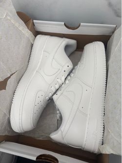 Nike Air Force one low top white 007 1