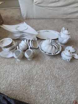 Porcelain Floral Dinner Set White Gold Teapot Sugar Bowl Creamer Cups Saucers