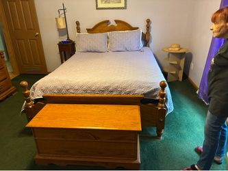 Bedroom set