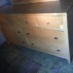 Dresser  With Six Draws