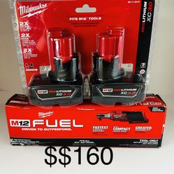 Milwaukee 3/8 Ratchet With 3.0 Battery Pack New 