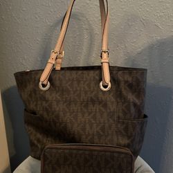 Micheal Kors Purse And Matching  Wallet 