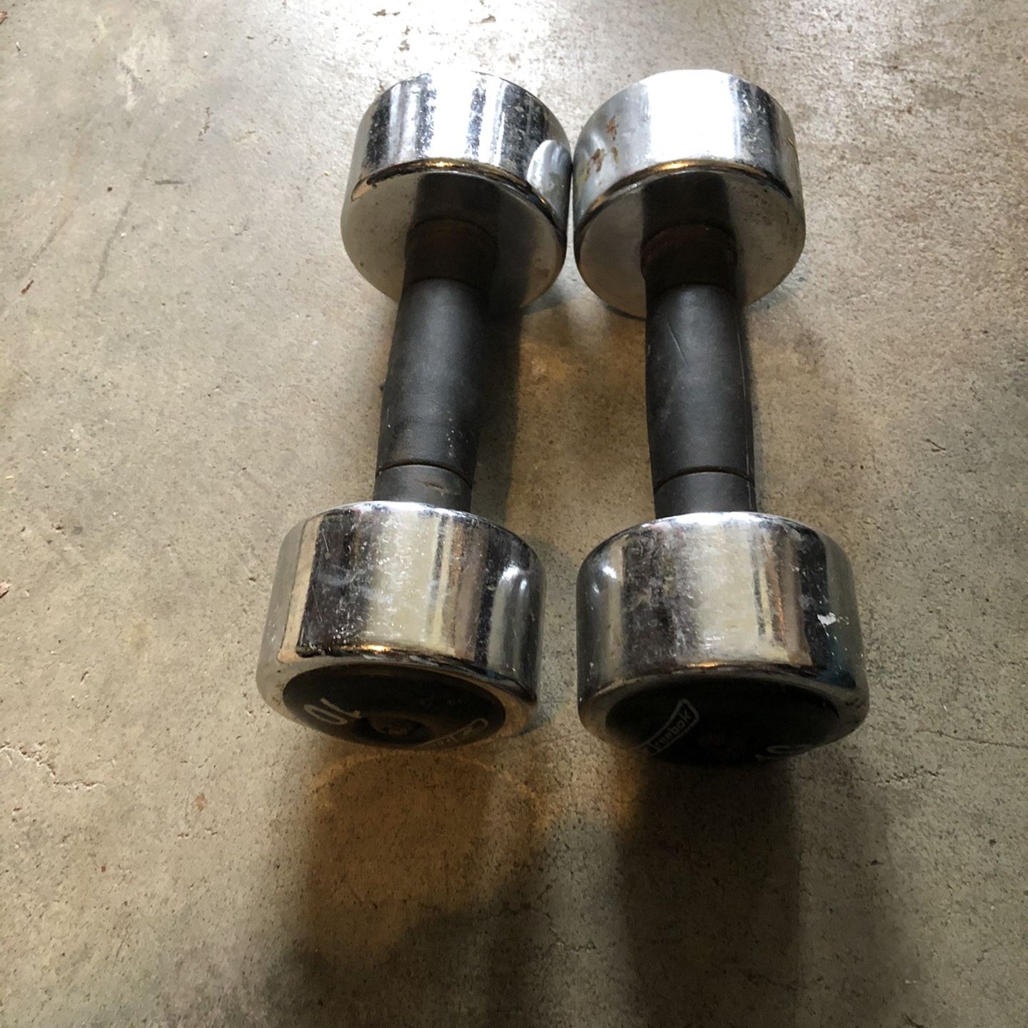 Pair of 10 Lb Chrome Dumbbells