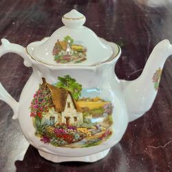 Price Kensington Potteries Teapot from England