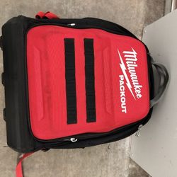 Milwaukee 15 in  backpack tool backpack