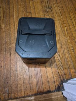 Batería extra de Litio 60V20Ah con celdas Samsung

Tamaño de la batería: 254x213x165mm

Gestión de baterías: Sistema FOC

Peso: 9 kg

Tiempo de carga: