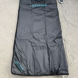 HigherDose Infrared Sauna Blanket 