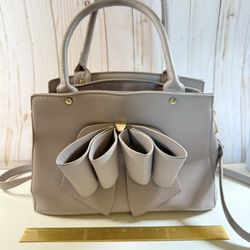 Crossi Gray  Bow Bag