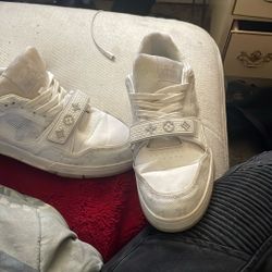 No Box Louis Vuitton Shoes 